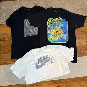 Nike T-Shirts - Black and White Set